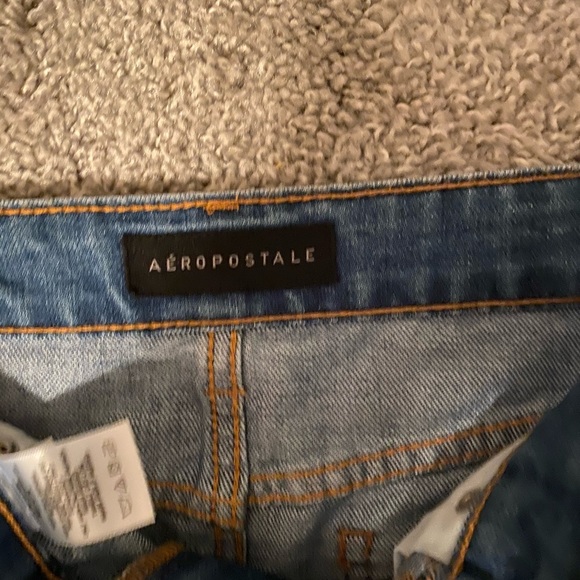 Adorable embroidered skirt - Picture 4 of 4